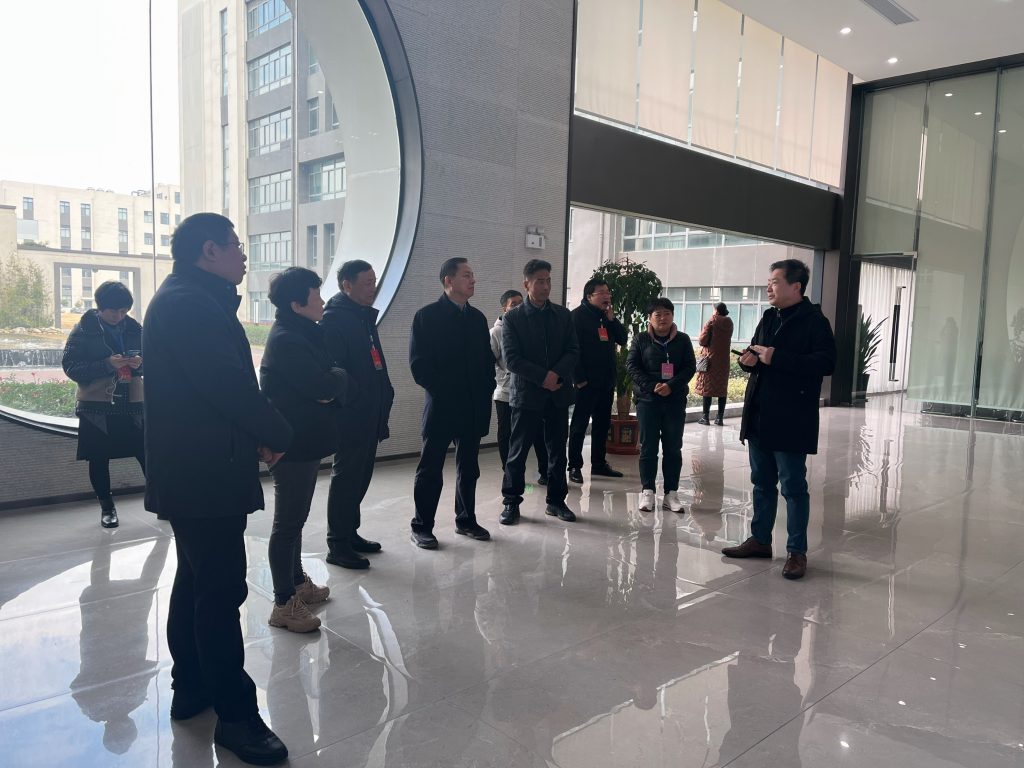 深入药企调研，探索发展新路径